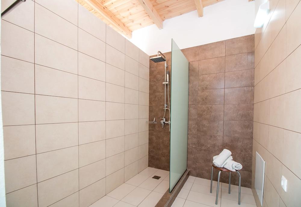 Hotell Essential Summer (adults Only)